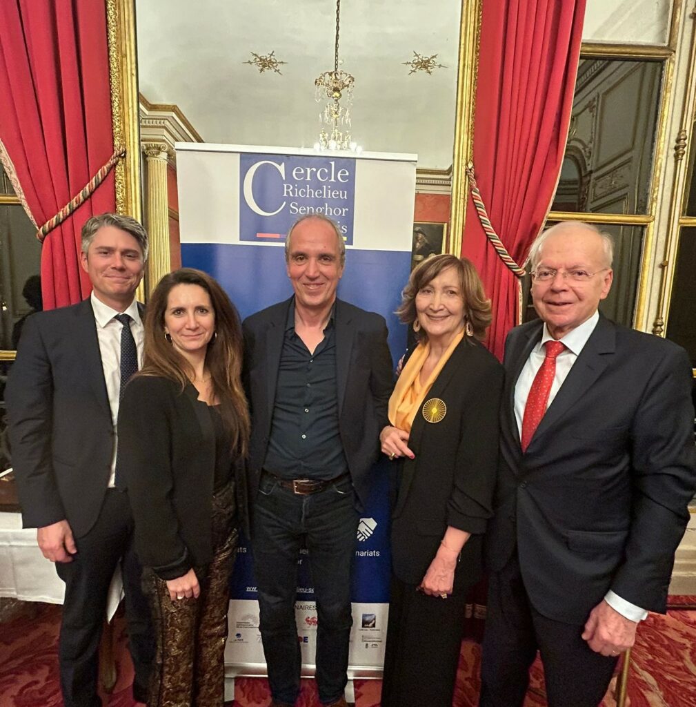 De gauche à droite : Mickaël Vallet Faustine Chevet, Michel Feltin-Palas, Genevievèe Bogeat, Alban Bogeat